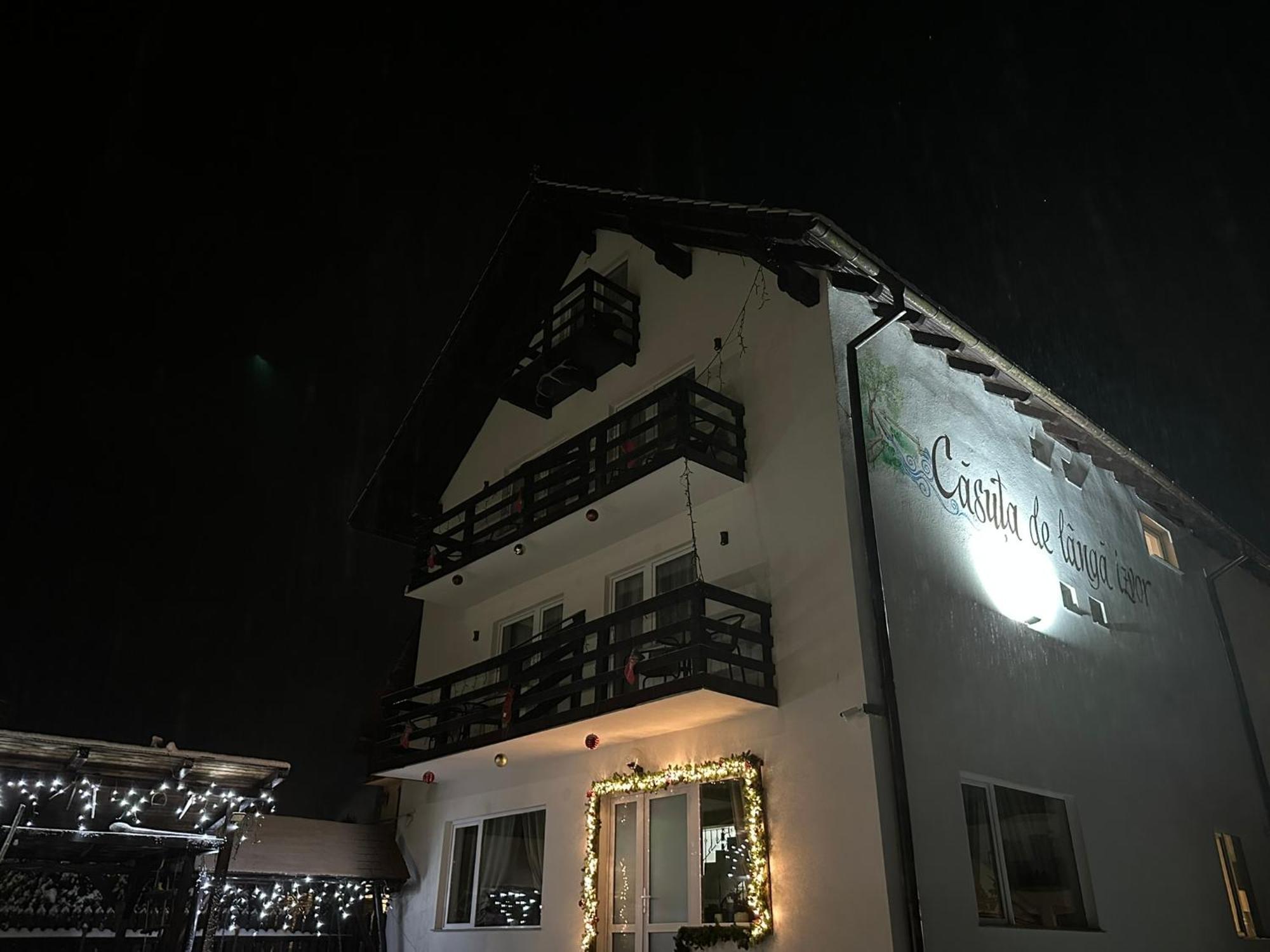 Hotel Casuta De Langa Izvor Moeciu De Sus Exterior foto